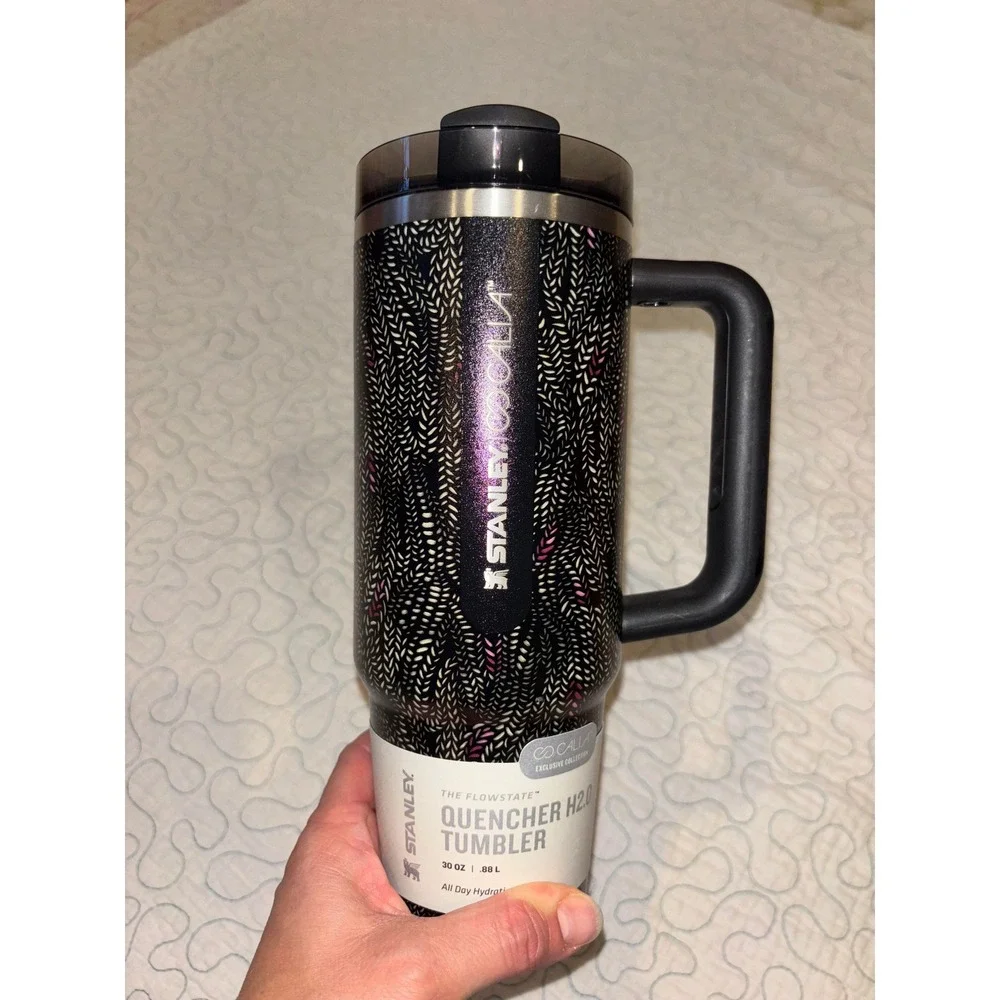 Stanley x Calia Quencher H2.0 FlowState Tumbler 30oz Black White Knit Pattern